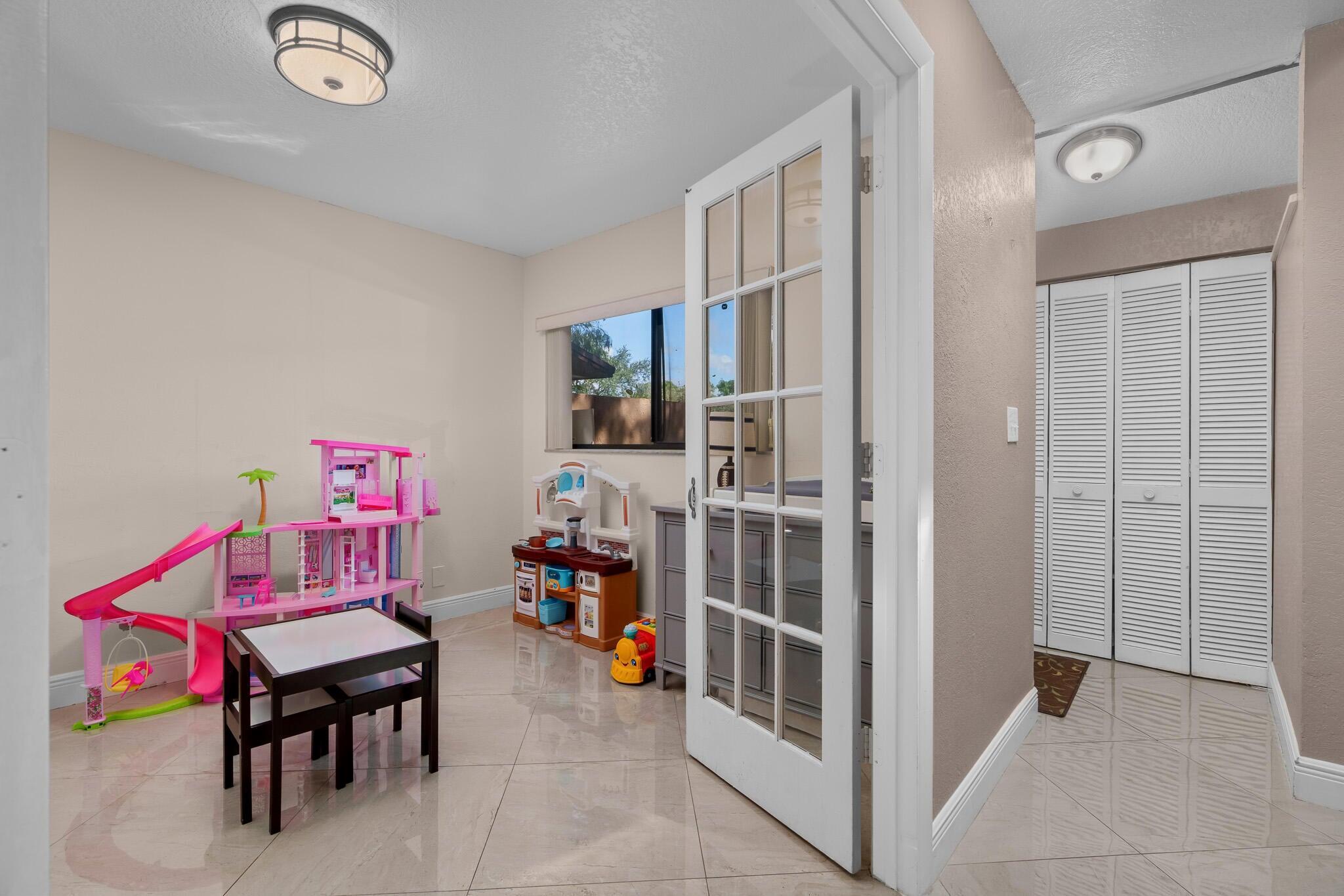 7670 NW 79th Avenue O3