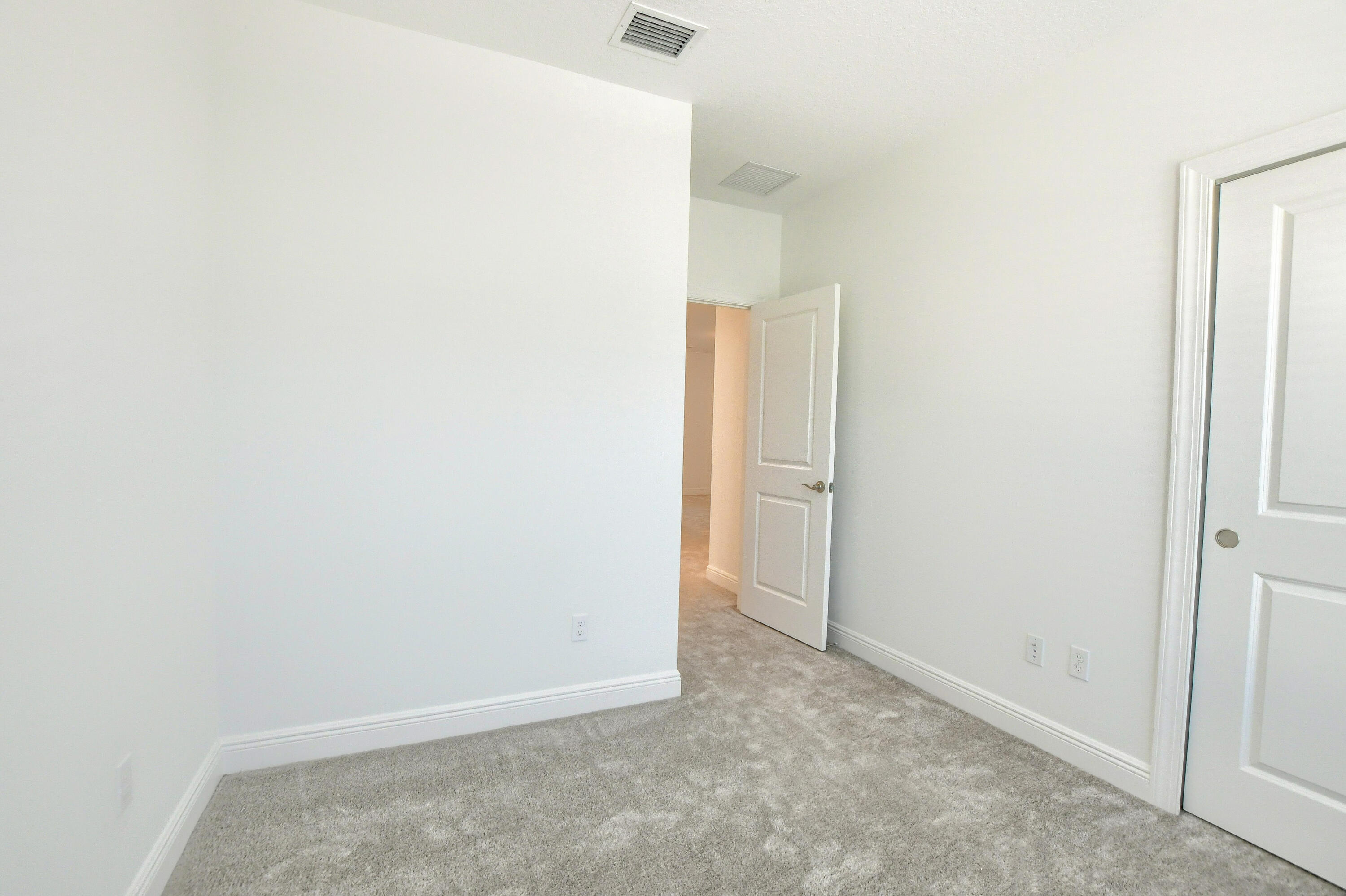 542 Sanderling Circle