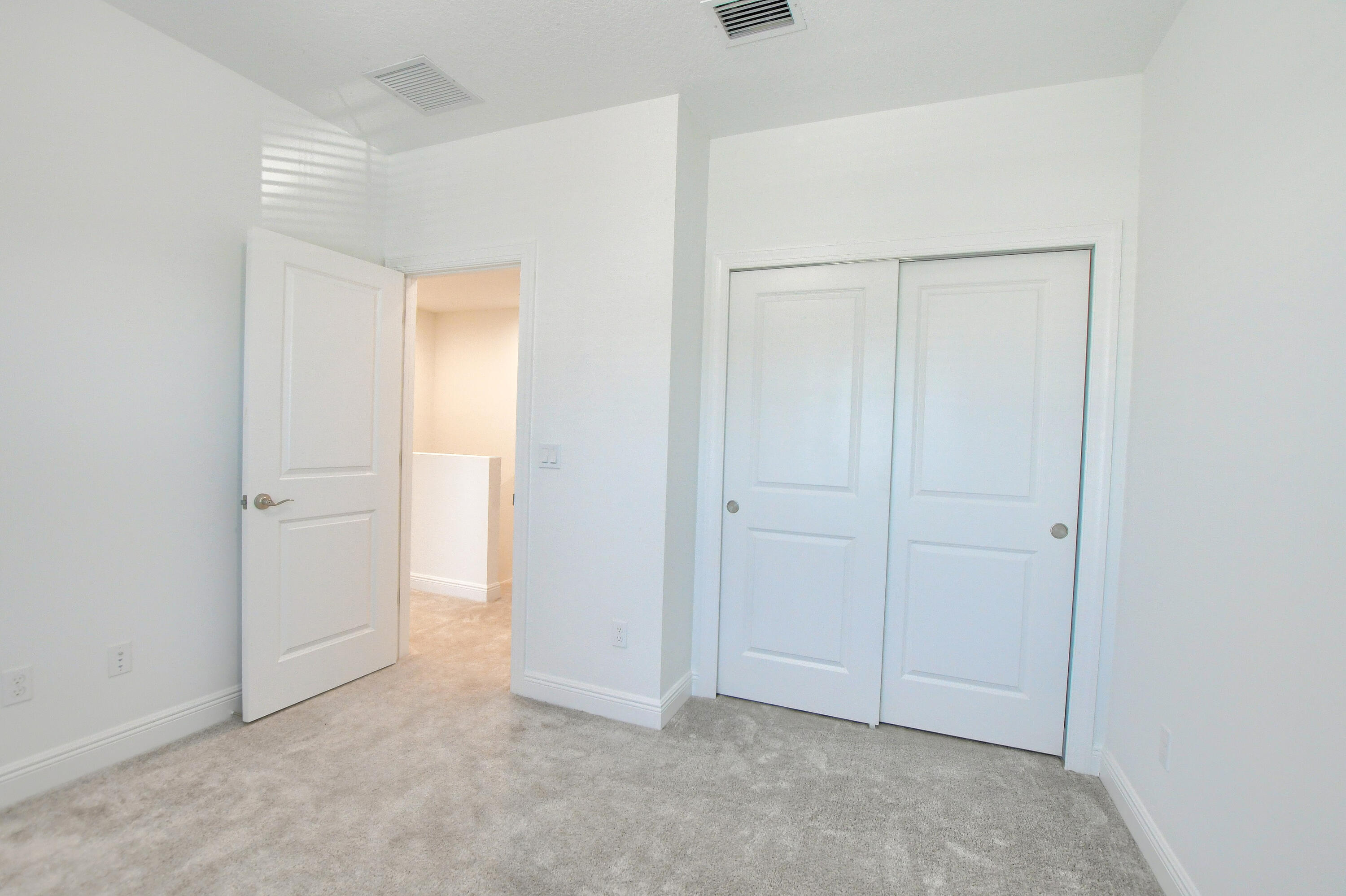 542 Sanderling Circle