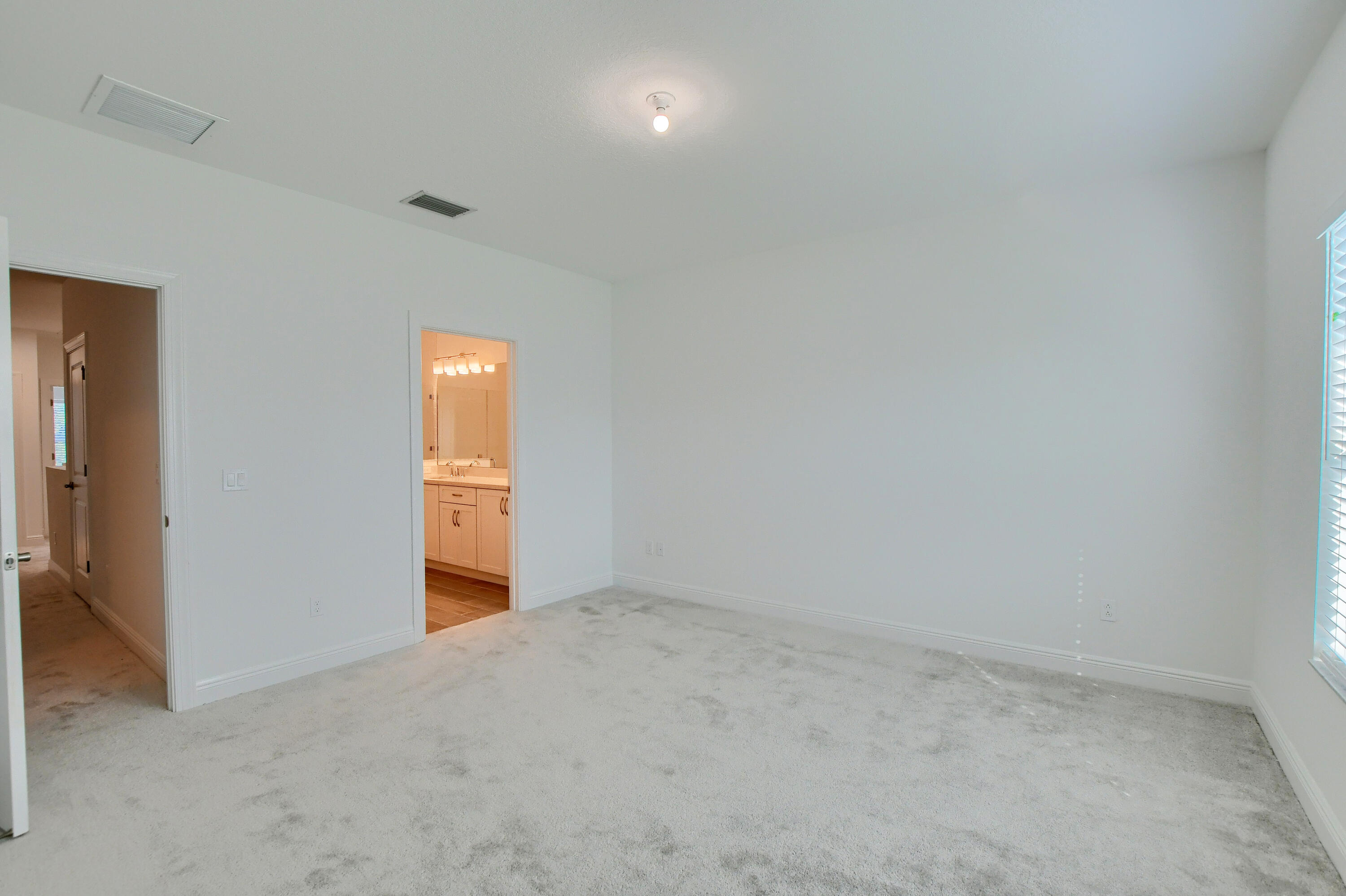 542 Sanderling Circle