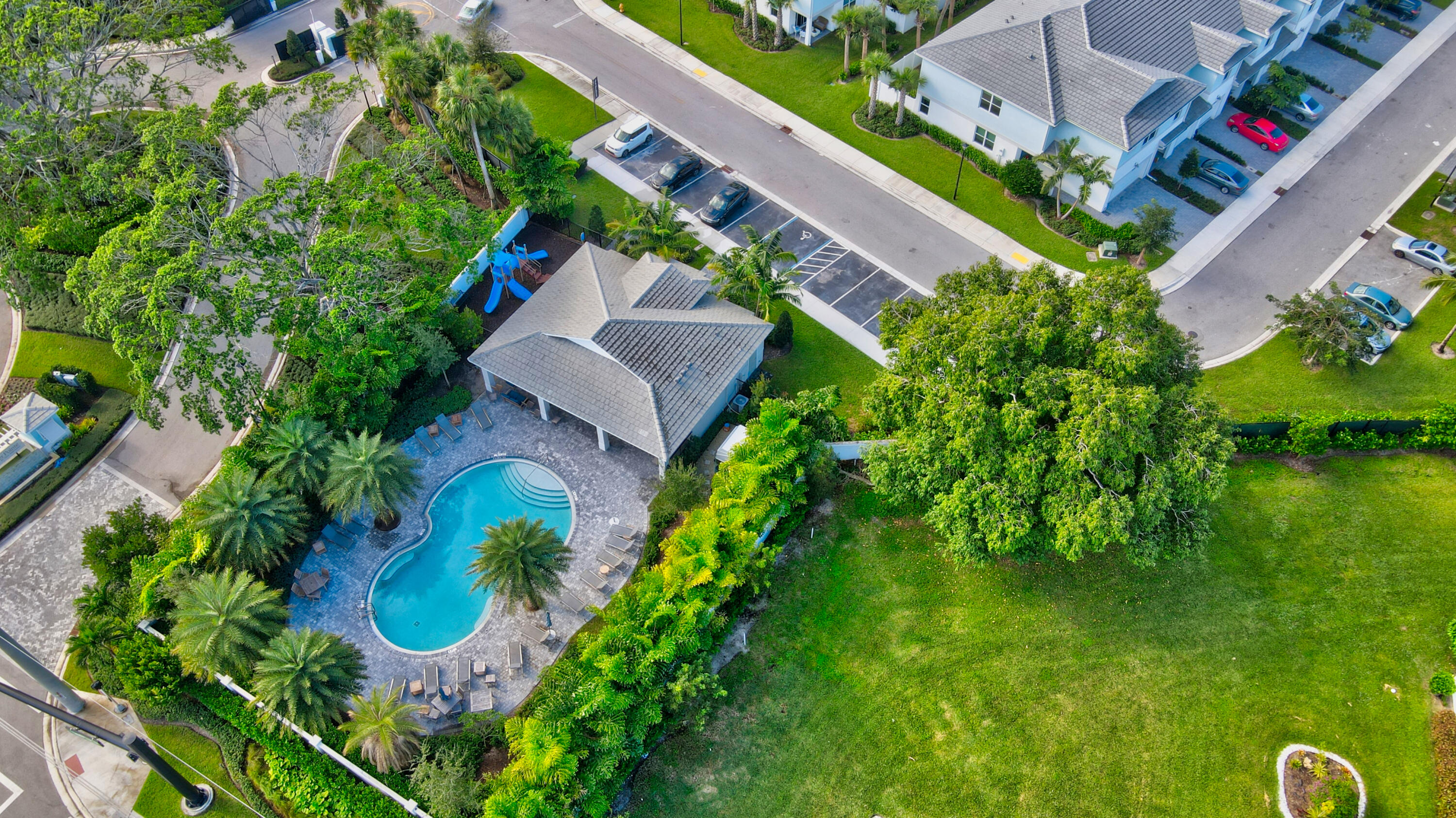 542 Sanderling Circle