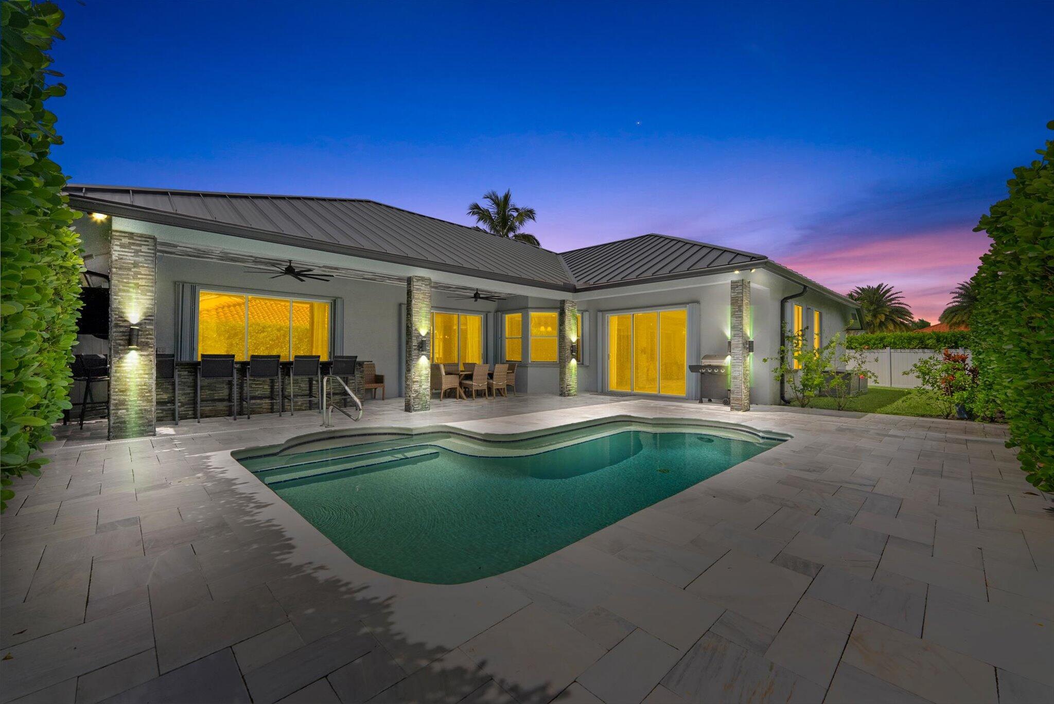 1874 Newhaven Avenue