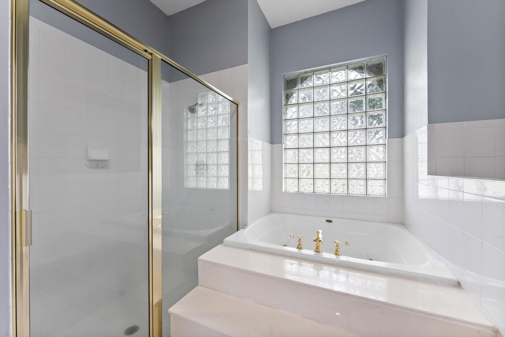 1874 Newhaven Avenue