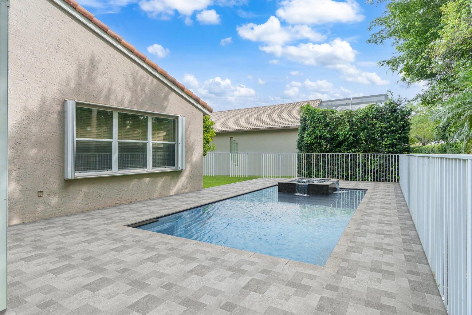 11451 Sea Grass Circle