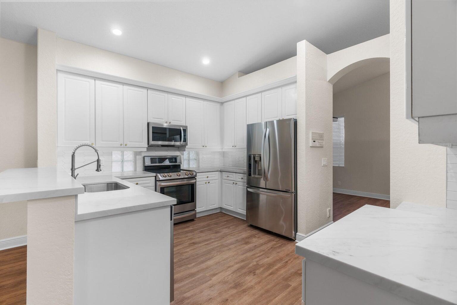 11451 Sea Grass Circle