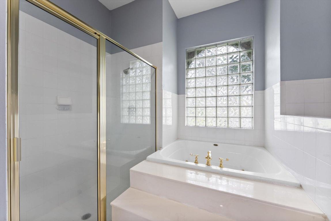 1874 Newhaven Avenue