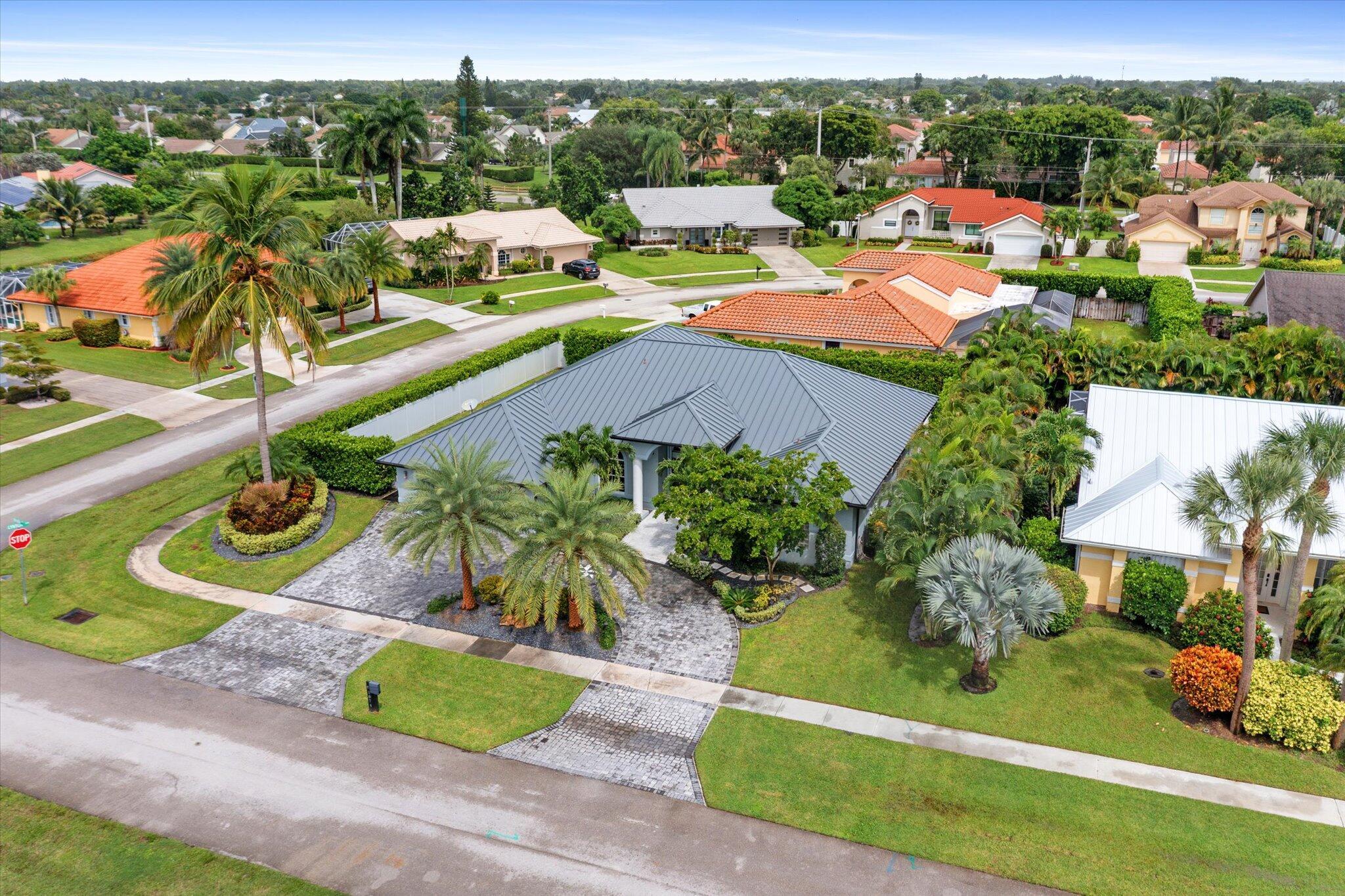 1874 Newhaven Avenue