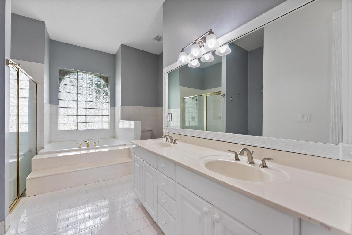 1874 Newhaven Avenue