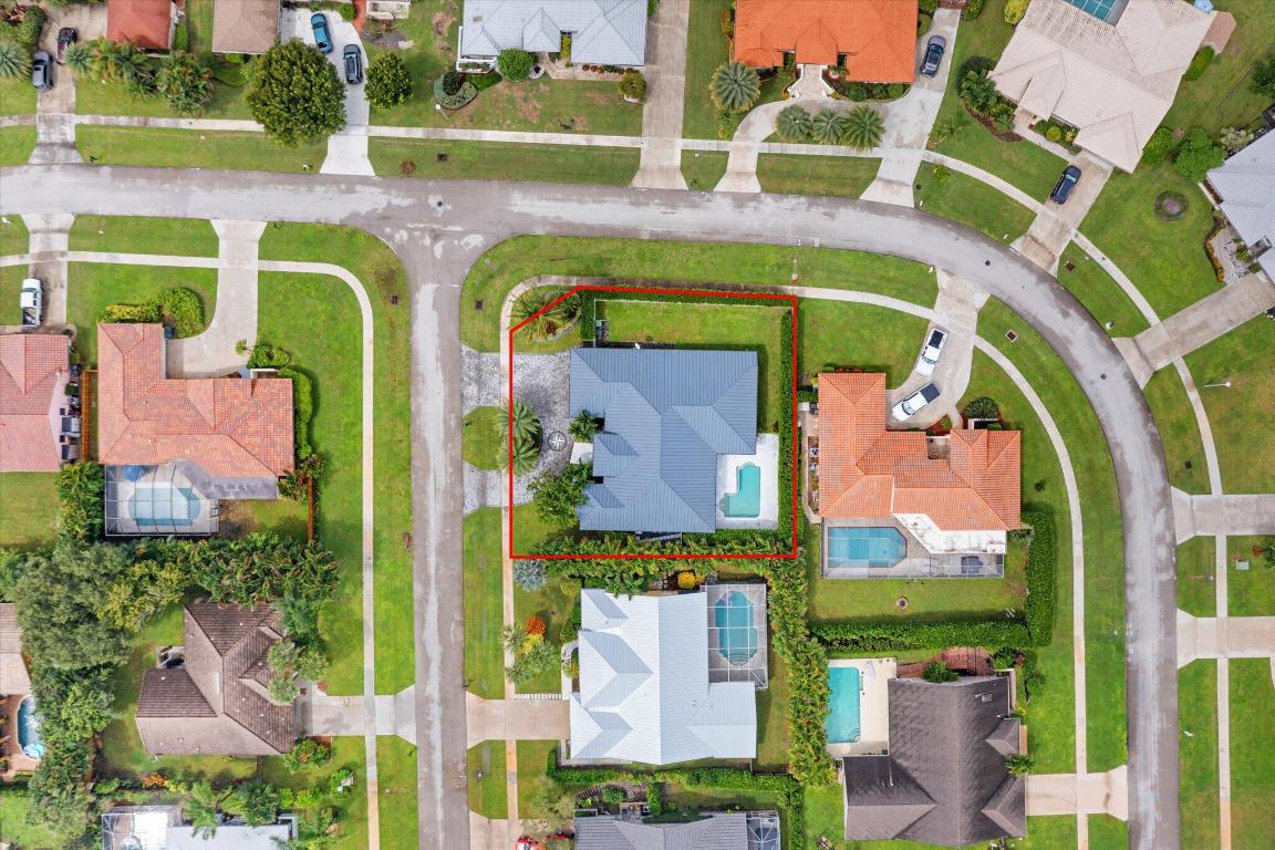 1874 Newhaven Avenue