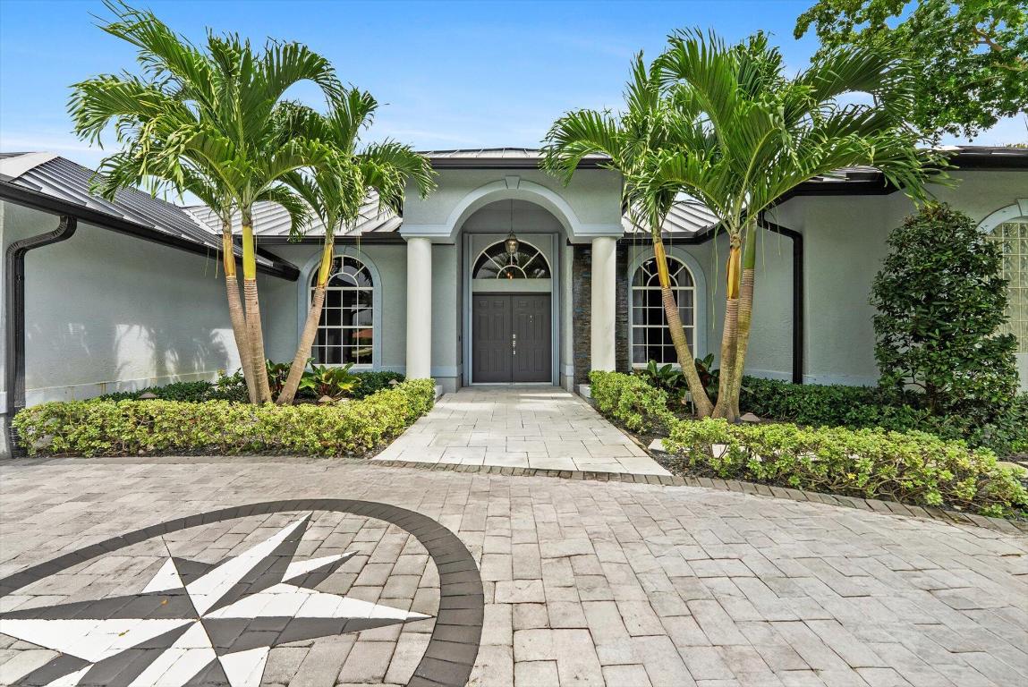 1874 Newhaven Avenue