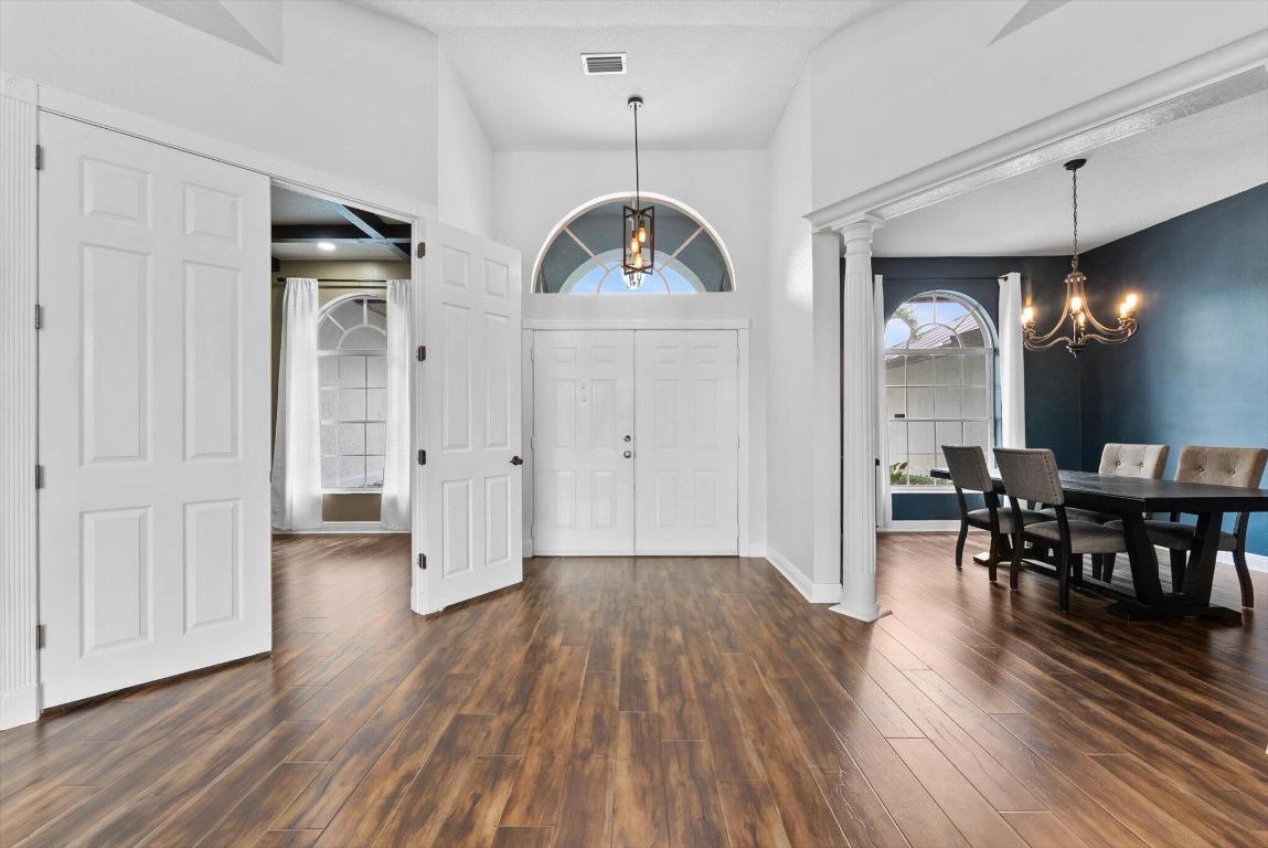 1874 Newhaven Avenue