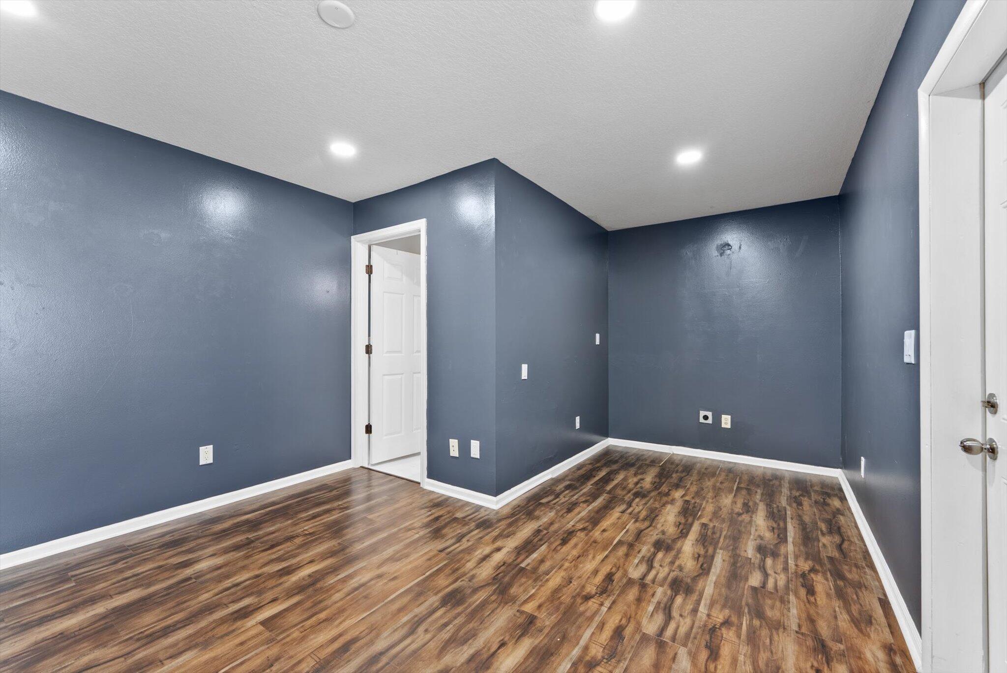 1874 Newhaven Avenue