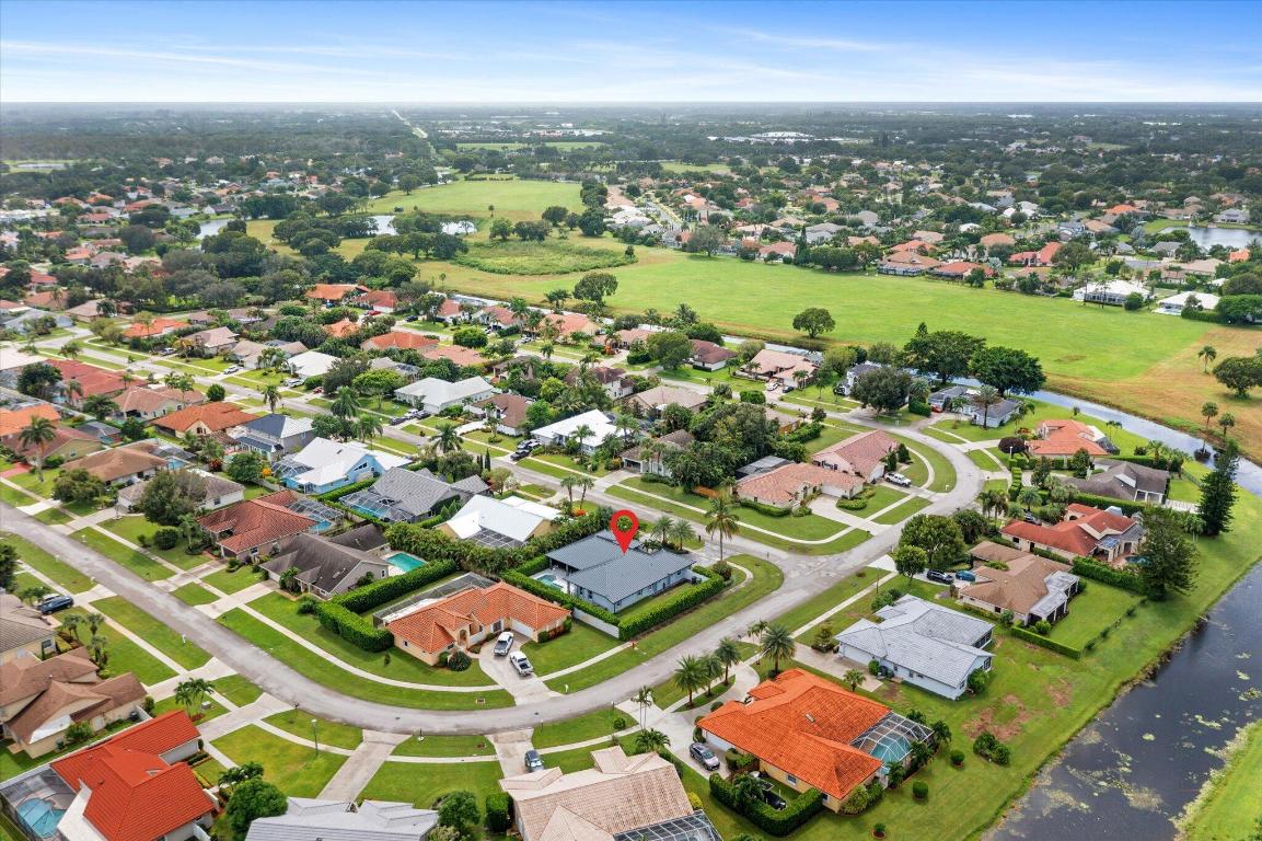 1874 Newhaven Avenue