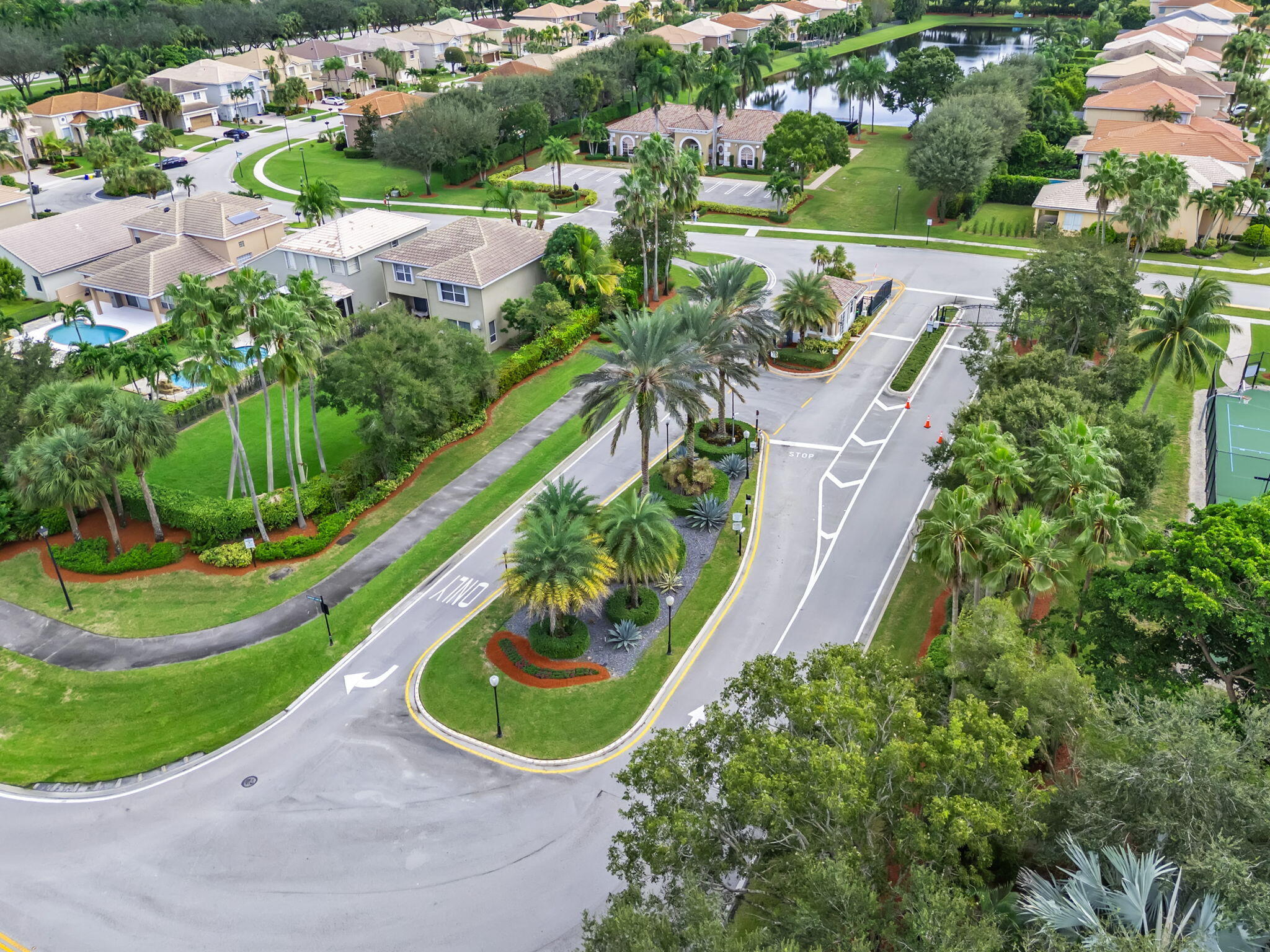11071 Laurel Walk Road