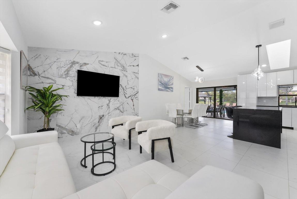 13947 Geranium Place