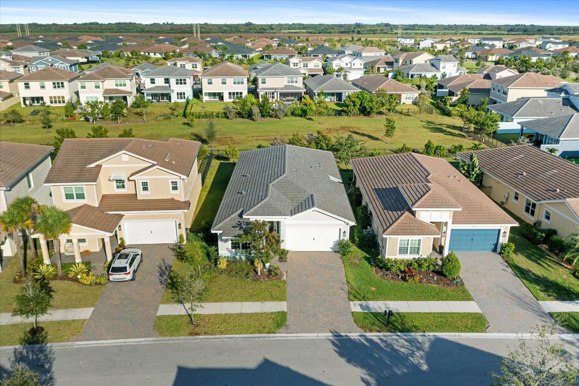 1346 Harvester Crossing