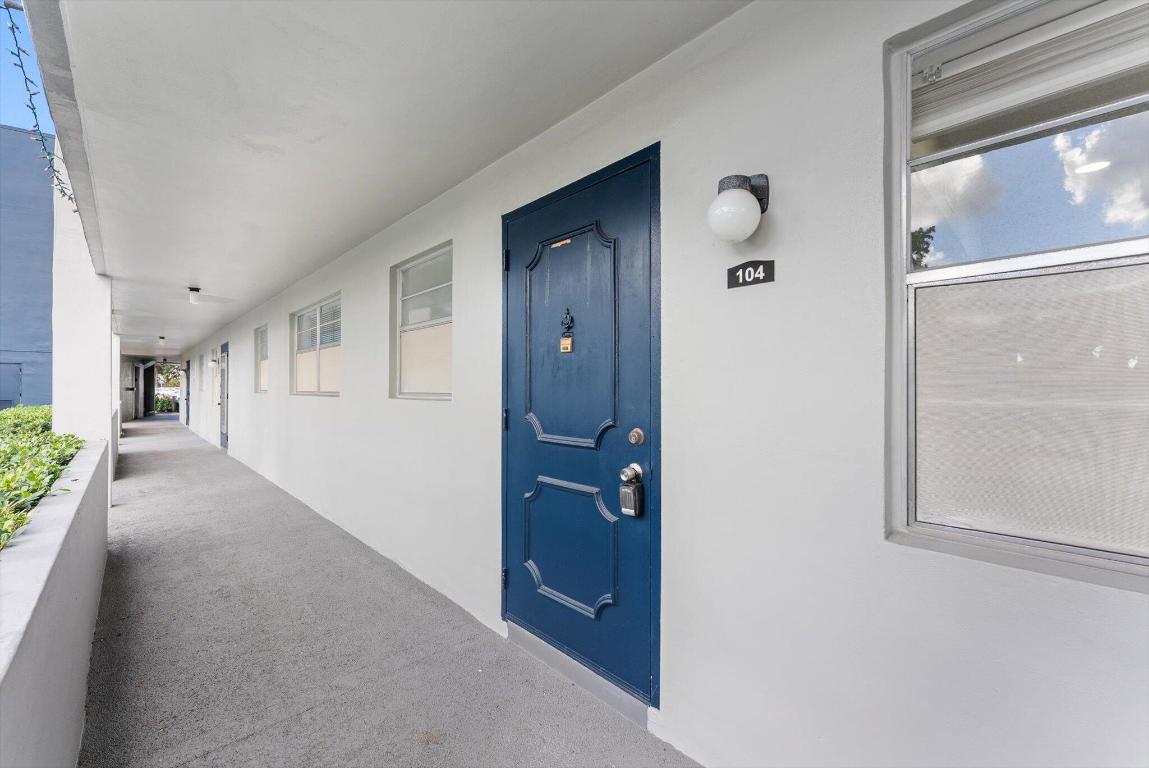 7797 Golf Cir Drive 104