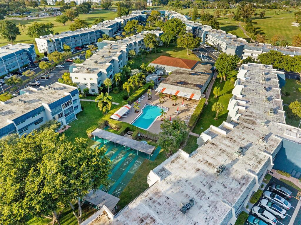 7797 Golf Cir Drive 104