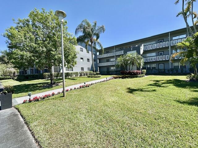 147 Fanshaw D