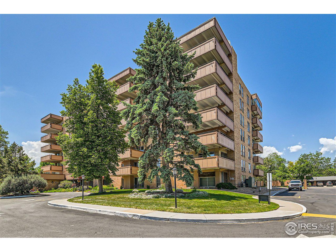 500 Mohawk Dr #310