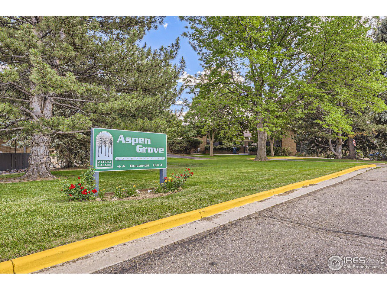 2800 Kalmia Ave A321