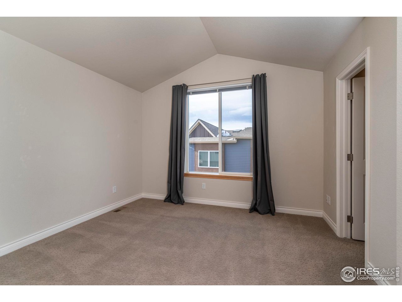 2164 E Hecla Dr B