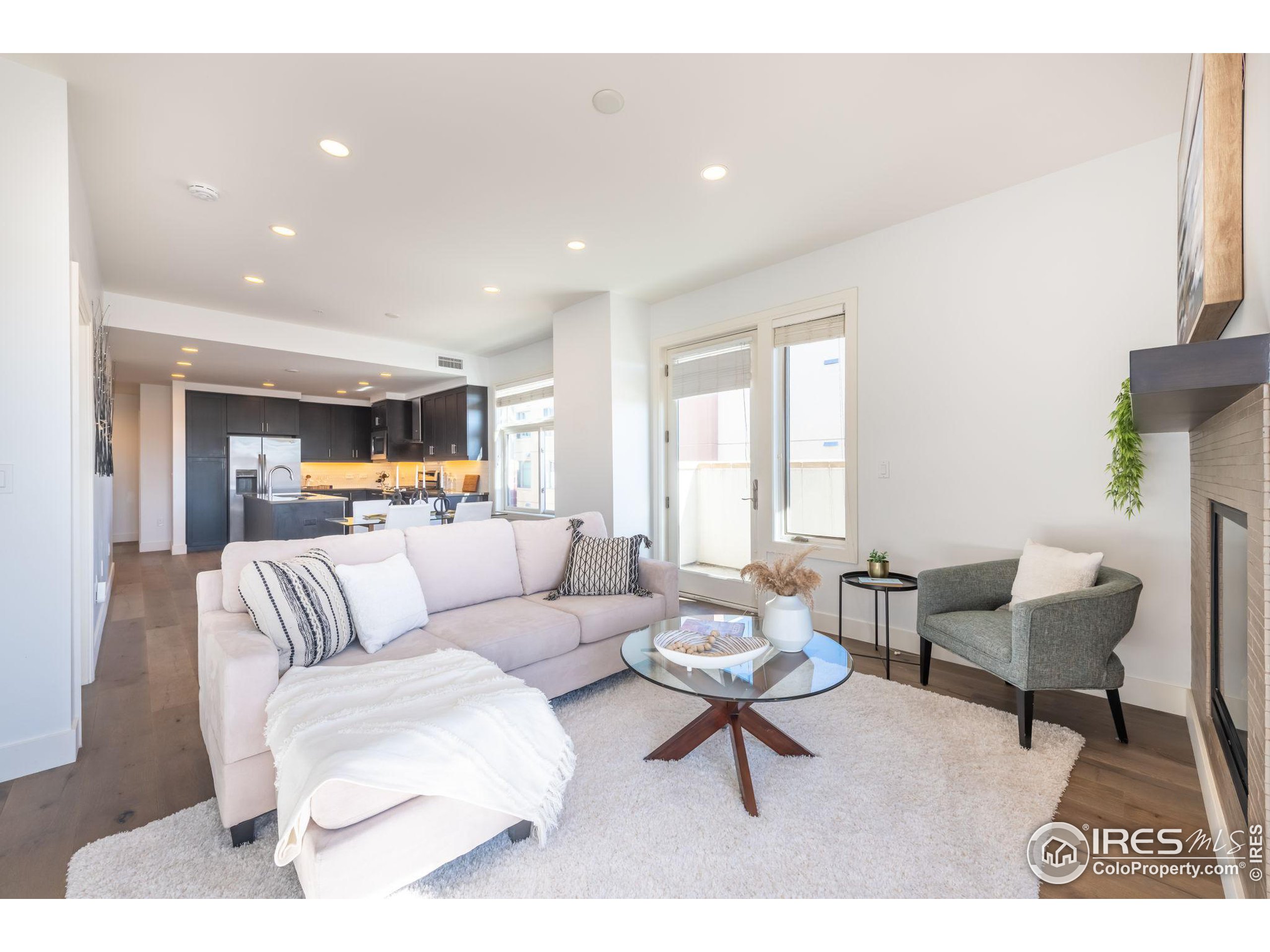 3301 Arapahoe Ave 316