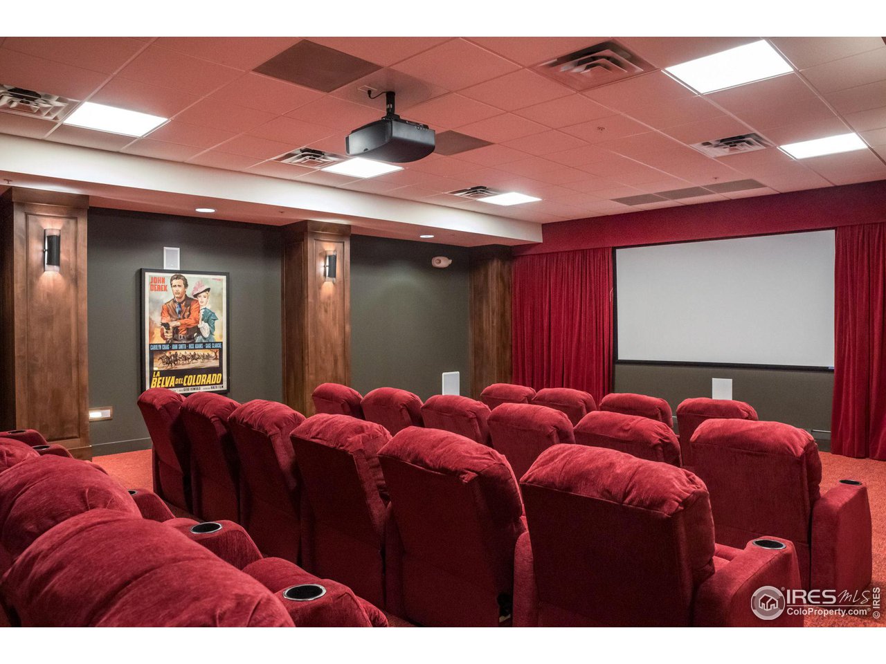 3301 Arapahoe Ave 316