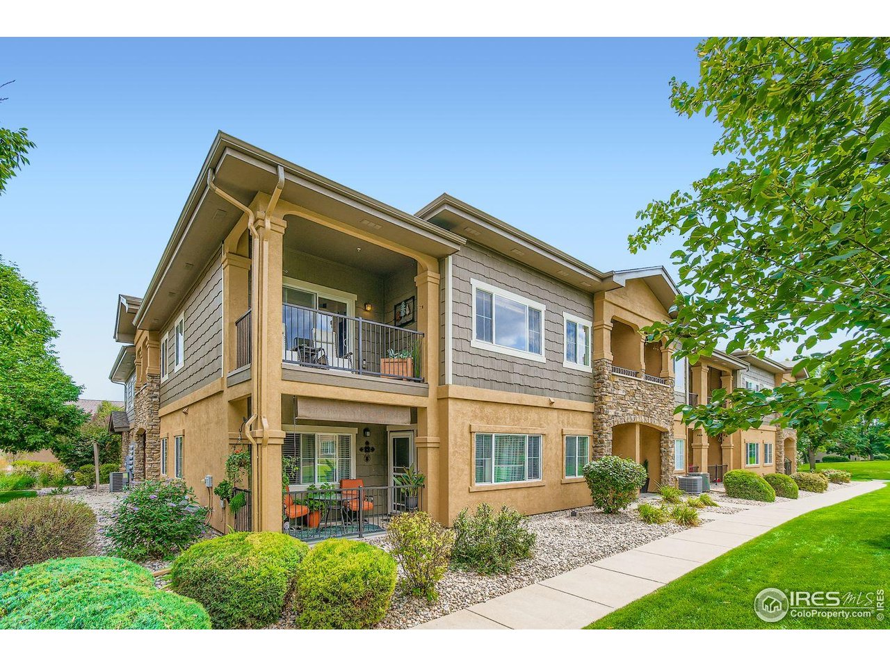 2321 Calais Dr #15G