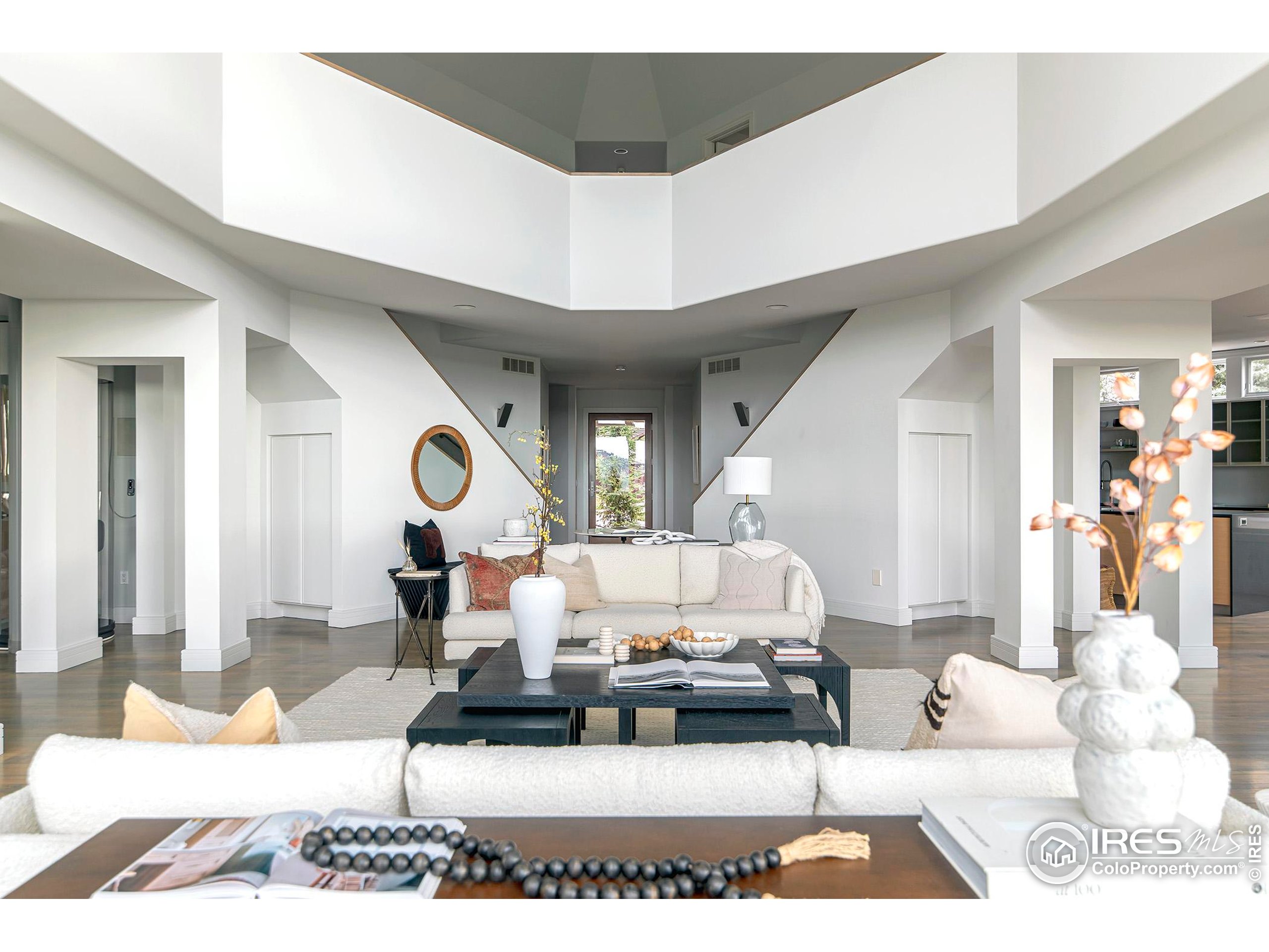 3747 Mountain Laurel Pl