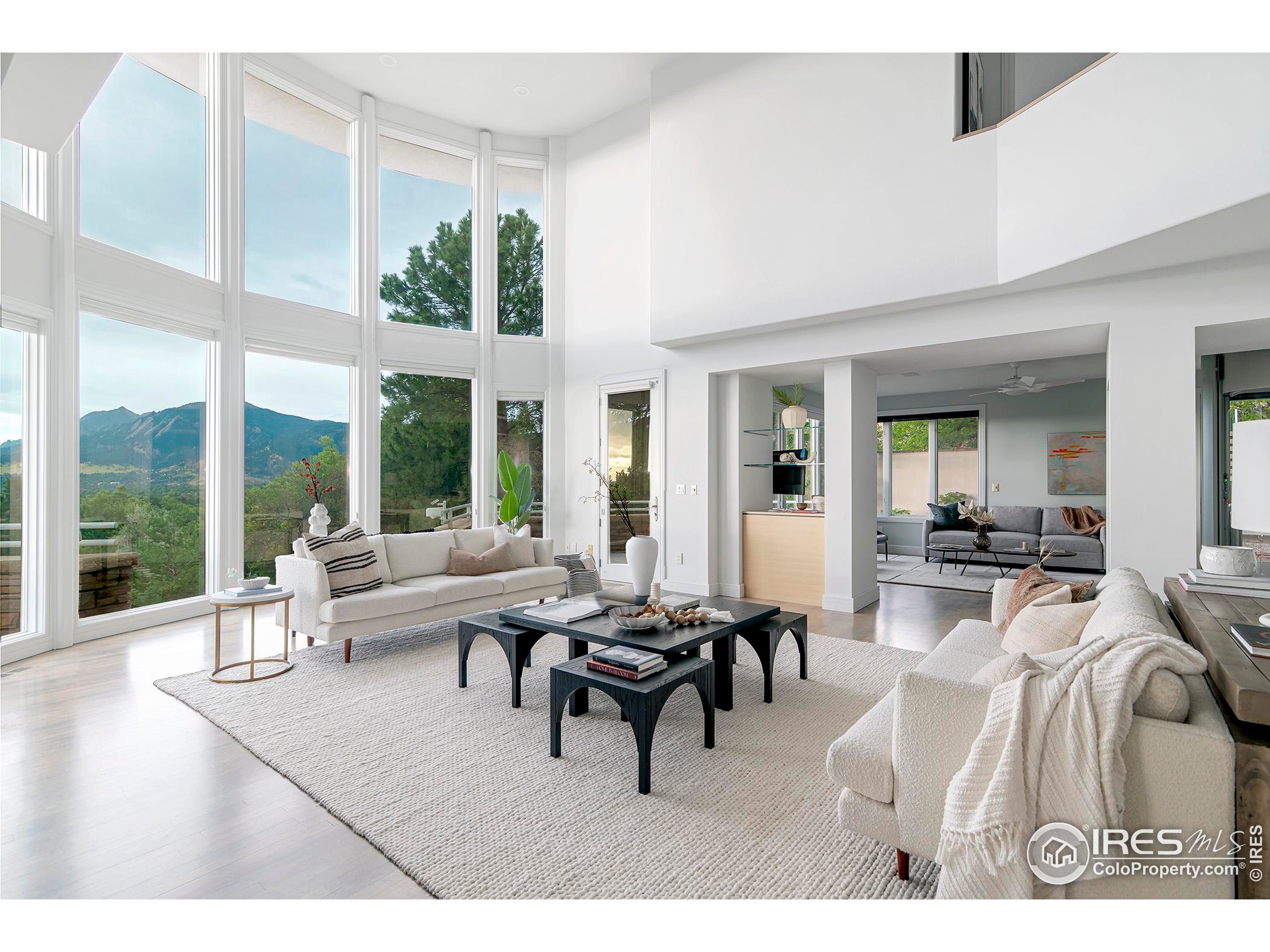 3747 Mountain Laurel Pl