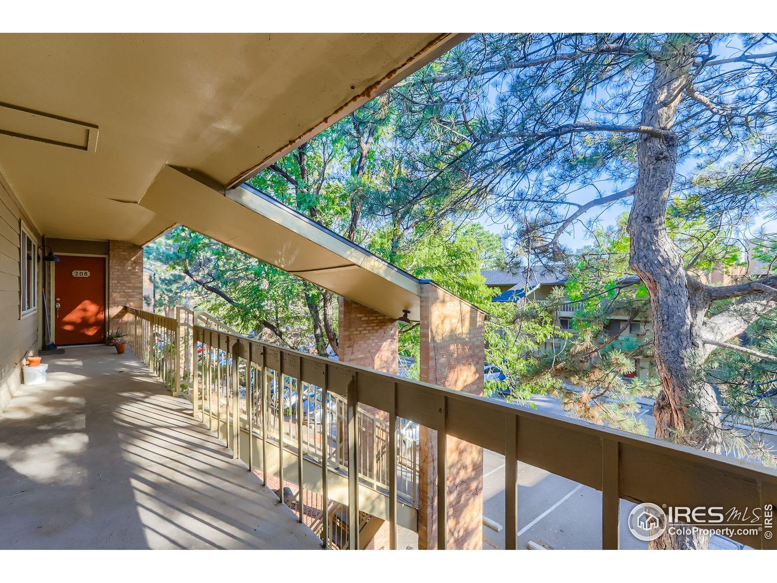 3000 Colorado Ave #B206