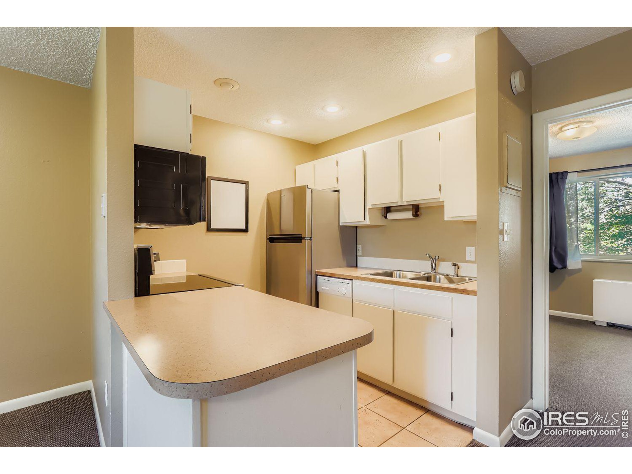 3000 Colorado Ave #B206