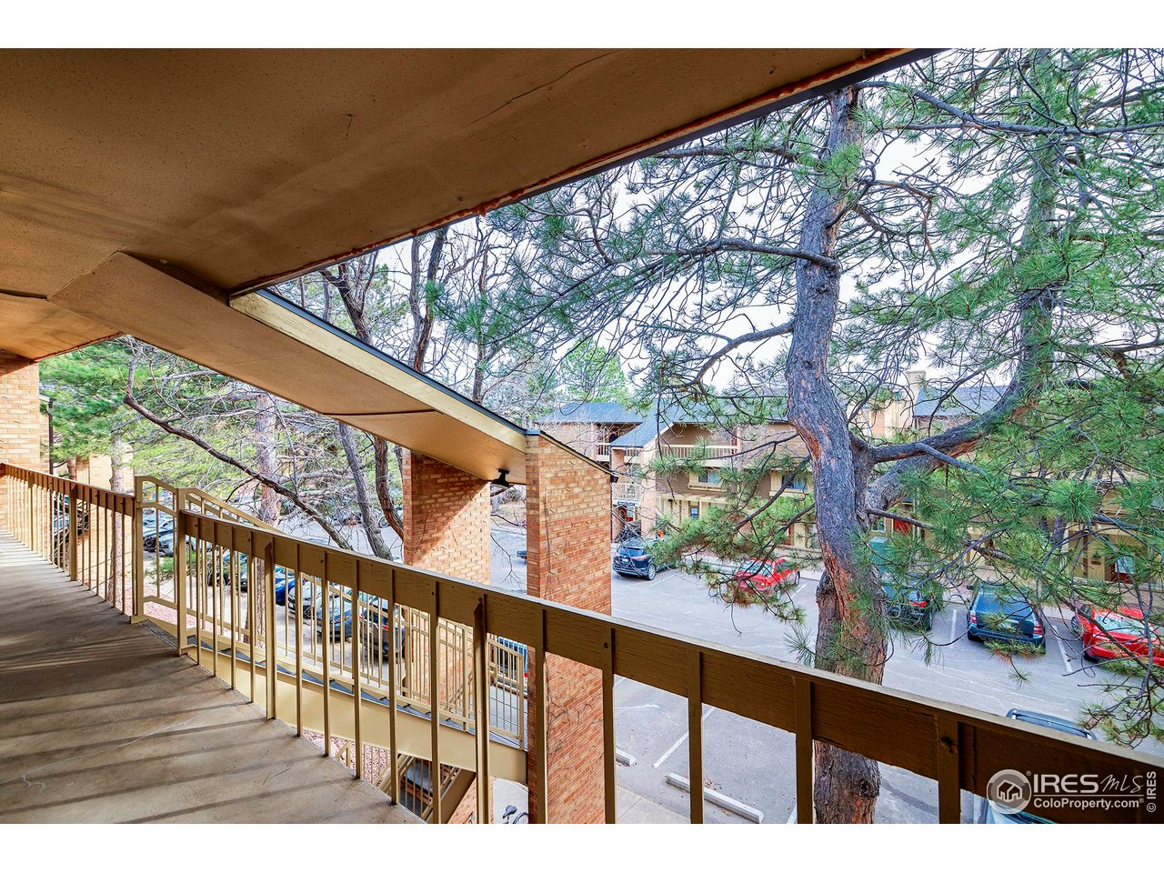 3000 Colorado Ave B-206