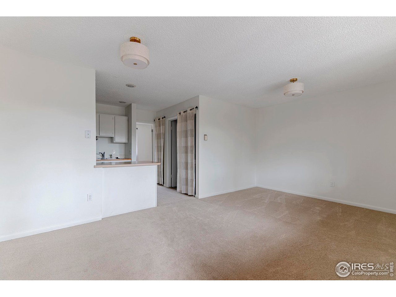 3000 Colorado Ave B-206