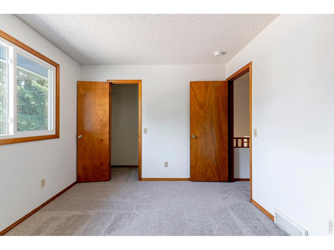 1901 Red Cloud Rd