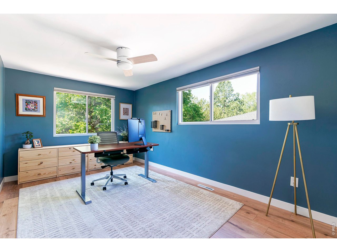 2938 Loma Pl