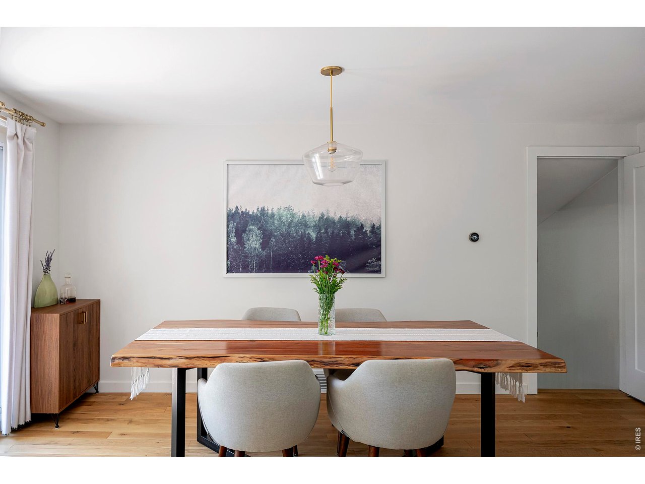 2938 Loma Pl