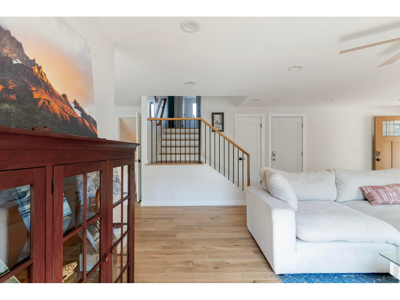 2938 Loma Pl