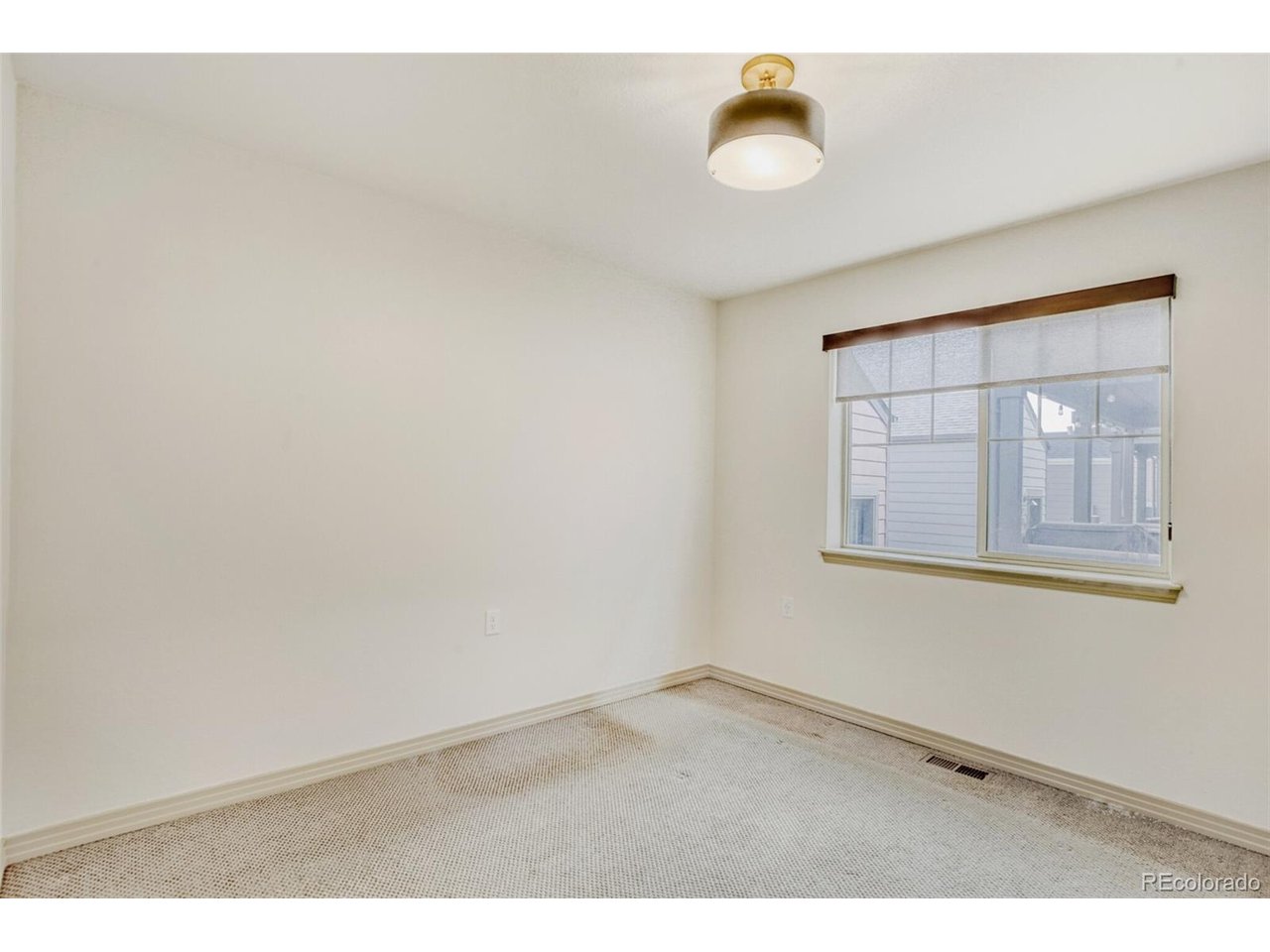 1205 Hummingbird Cir