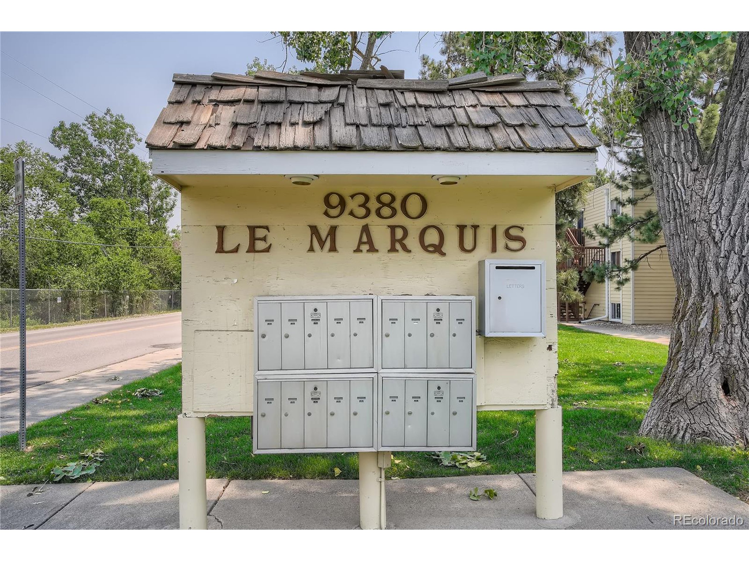 9380 W 49 Ave 105
