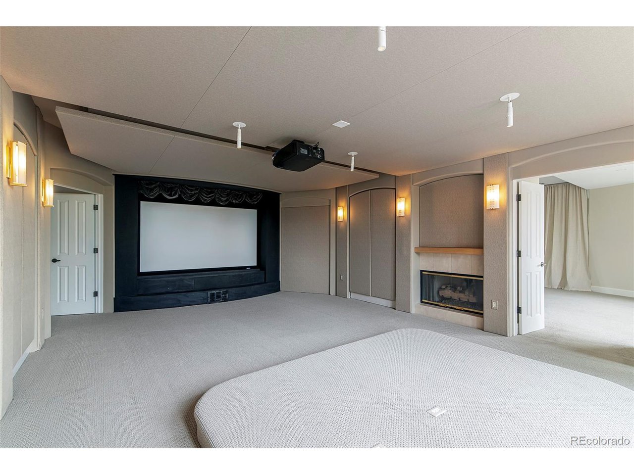 3747 Mountain Laurel Pl