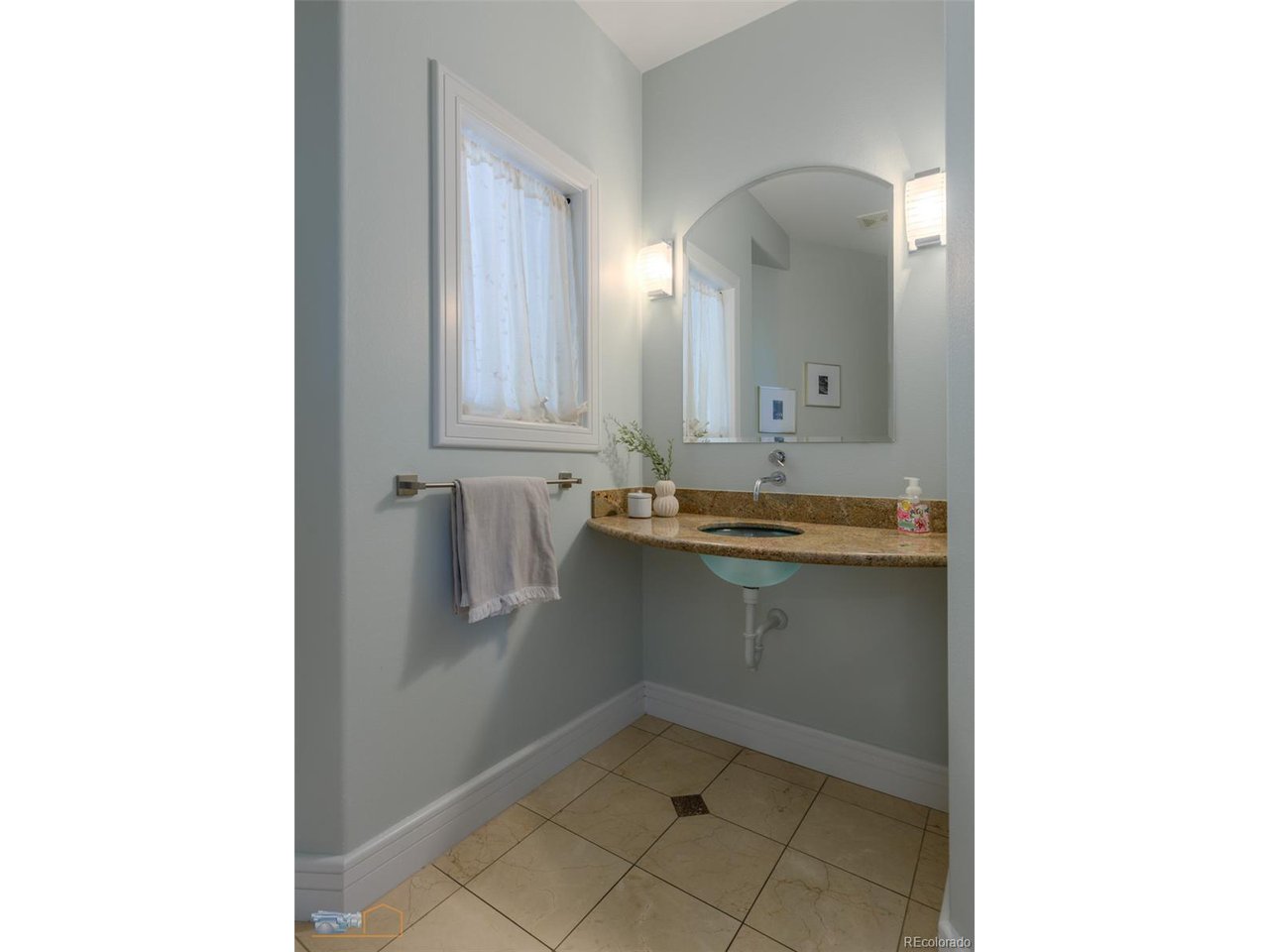 3747 Mountain Laurel Pl