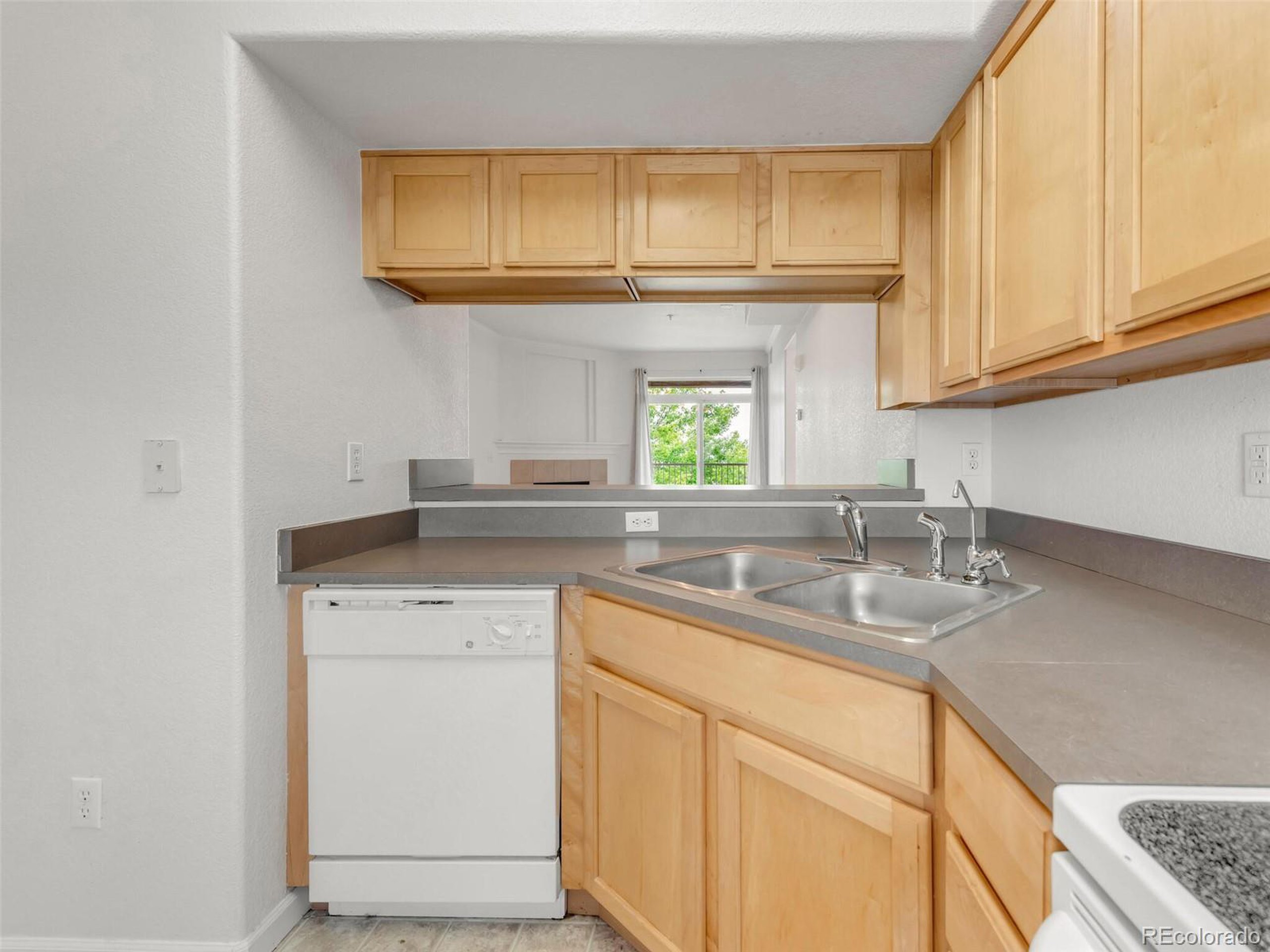 8685 Clay St 301