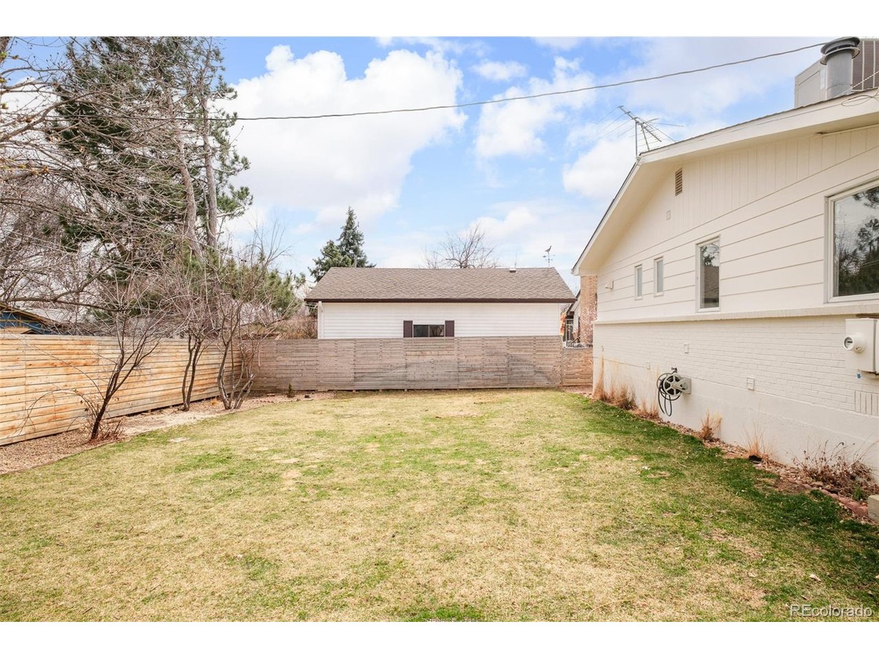 1608 Longs Peak Dr