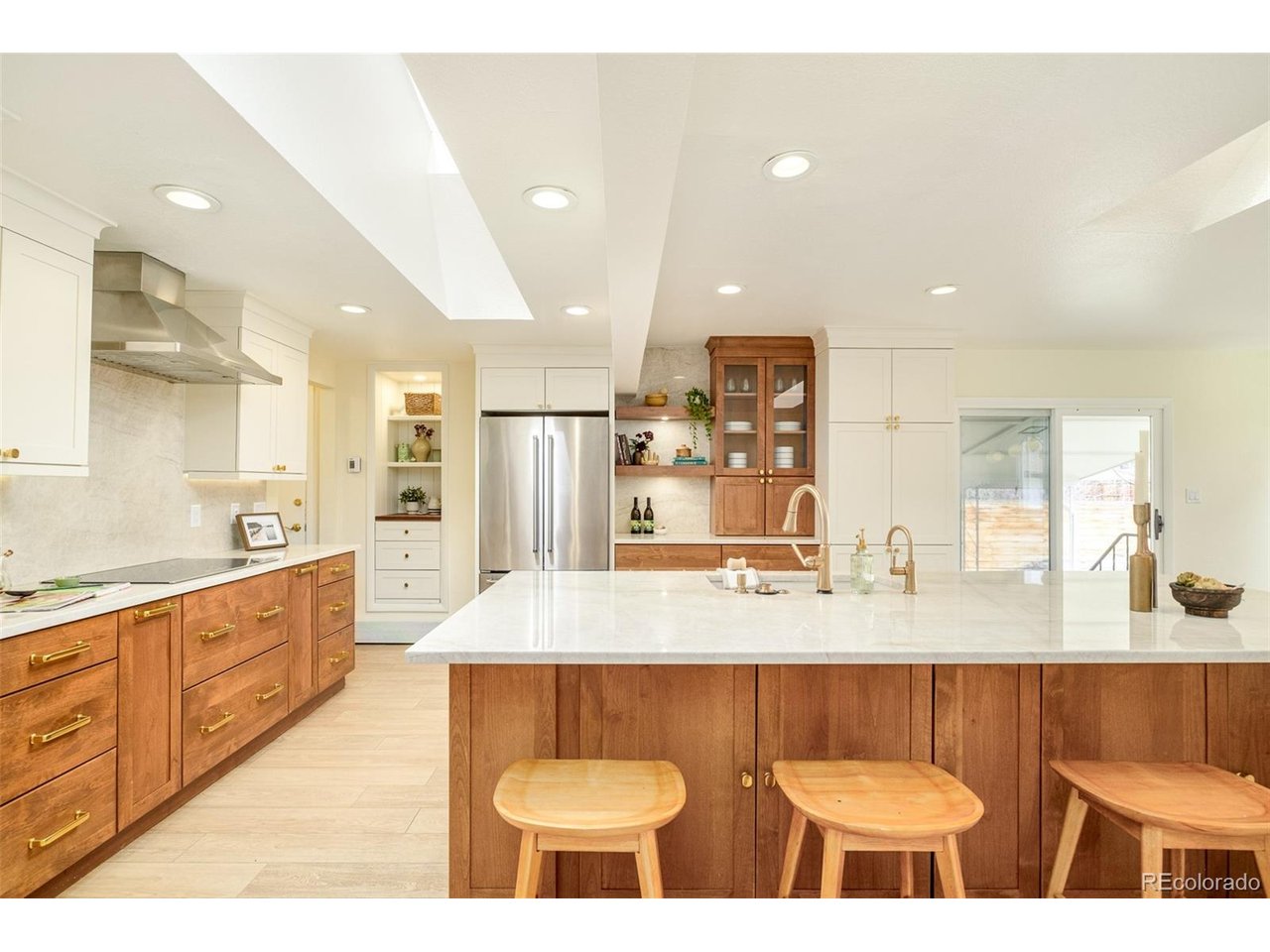 1608 Longs Peak Dr