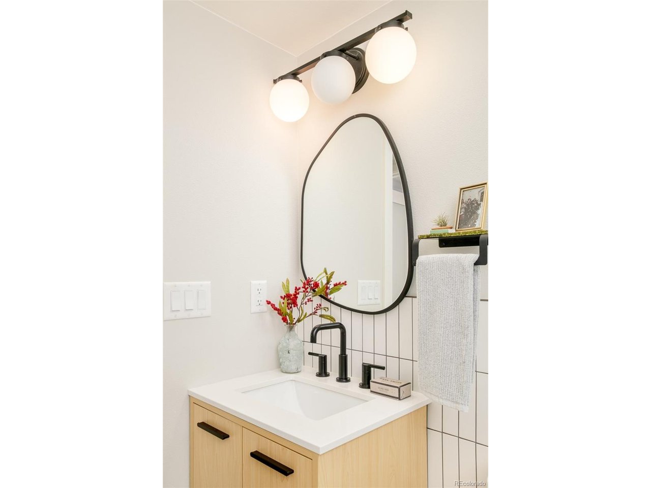 1608 Longs Peak Dr