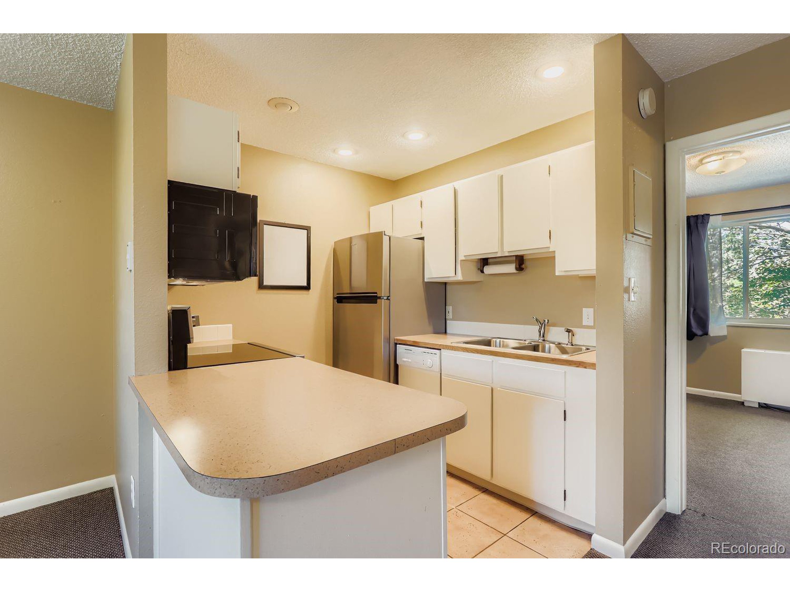 3000 Colorado Ave B206