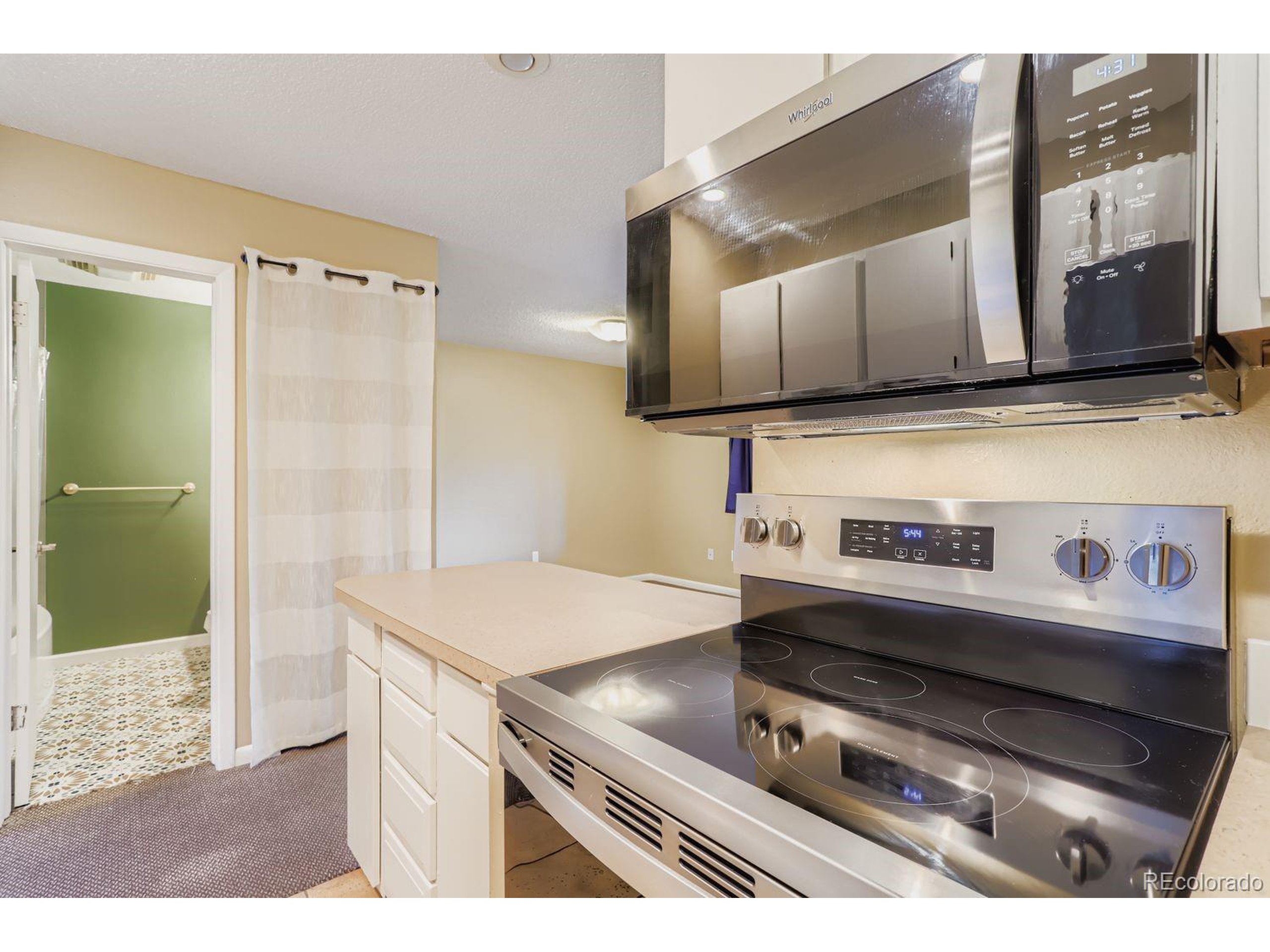 3000 Colorado Ave B206