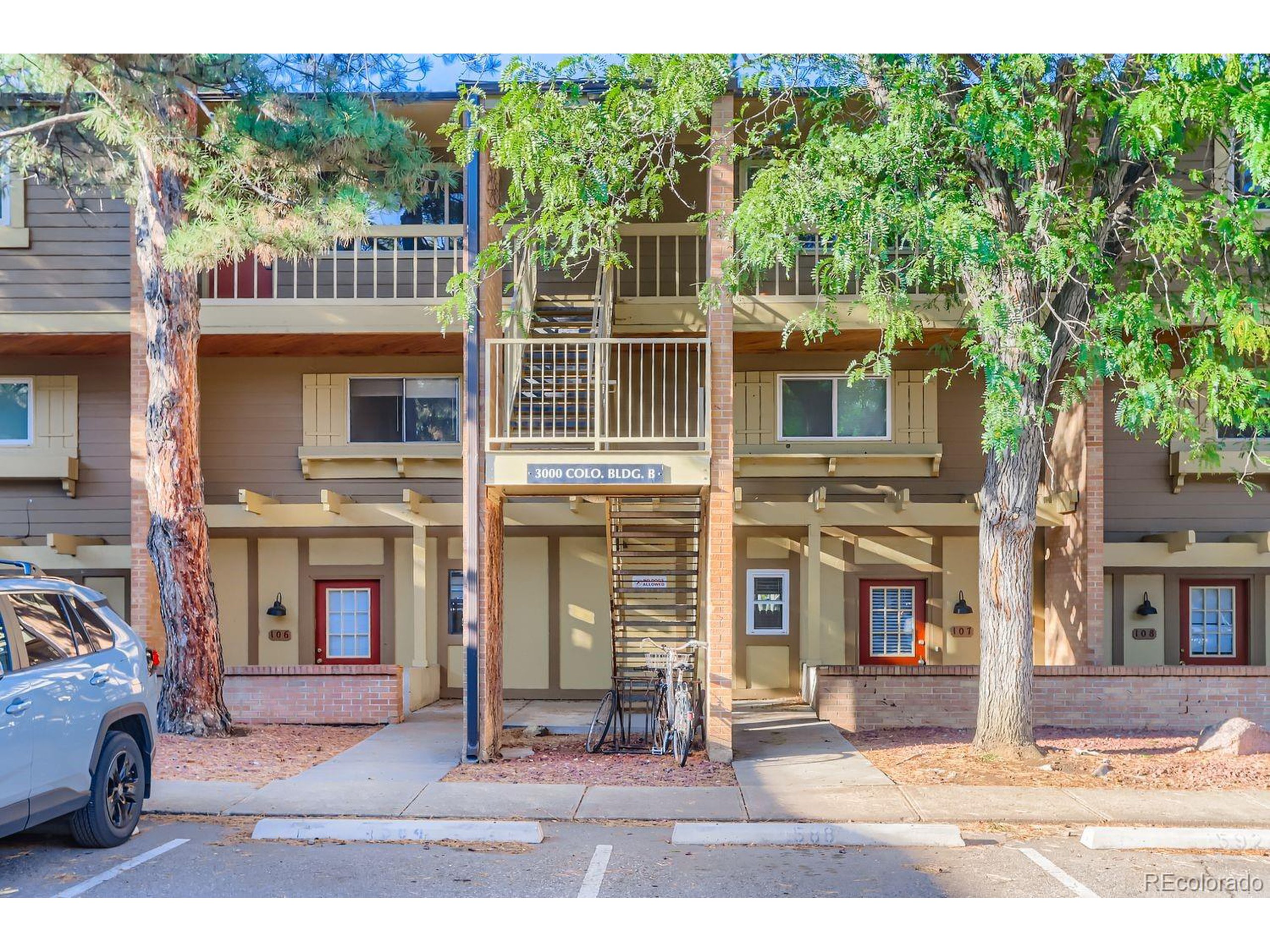 3000 Colorado Ave B206